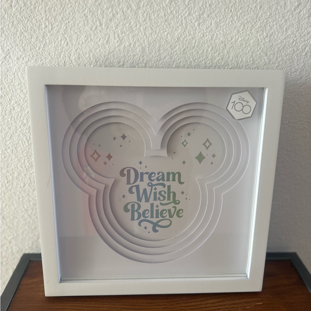 Like New White Dream Wish Believe Wall Decor Hallmark Disney Frame